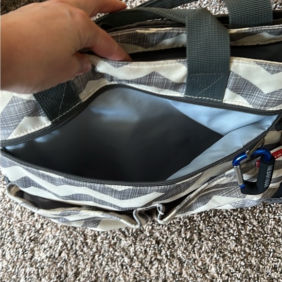 Skip Hop Diaper Bag - Picture 2 of 4